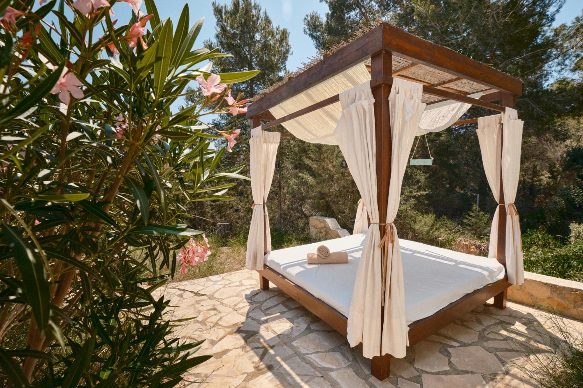 Villa B&M Experience Sant Francesc de s'Estany Extérieur photo